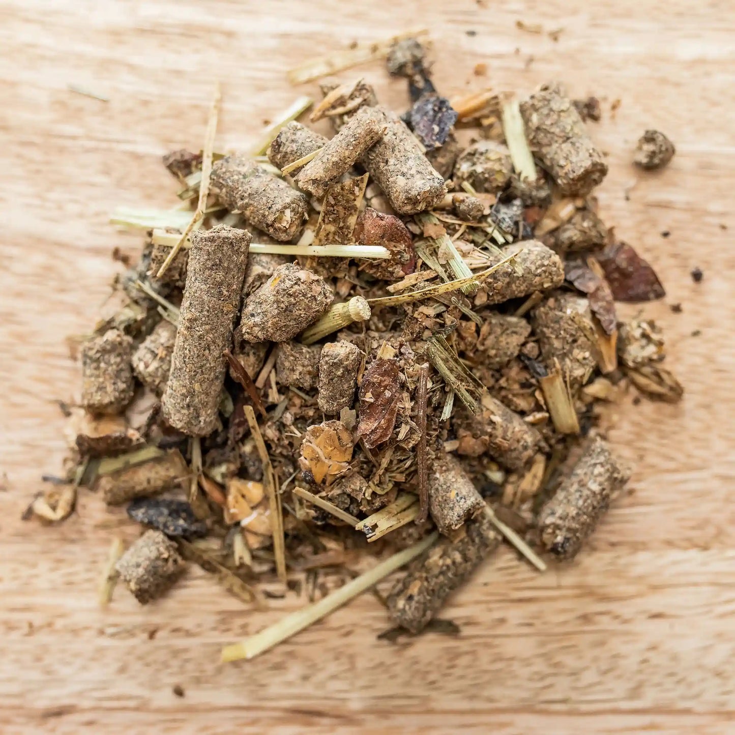 Hesta Mix Light Energy als Ergänzungsfutter zur Versorgung mit Mineralstoffen bei Pferden