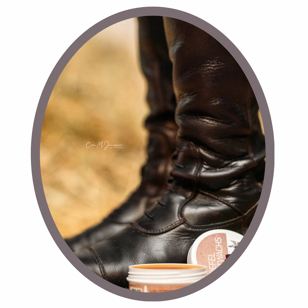 Geputze Stiefel mit Bense Bienenwachs